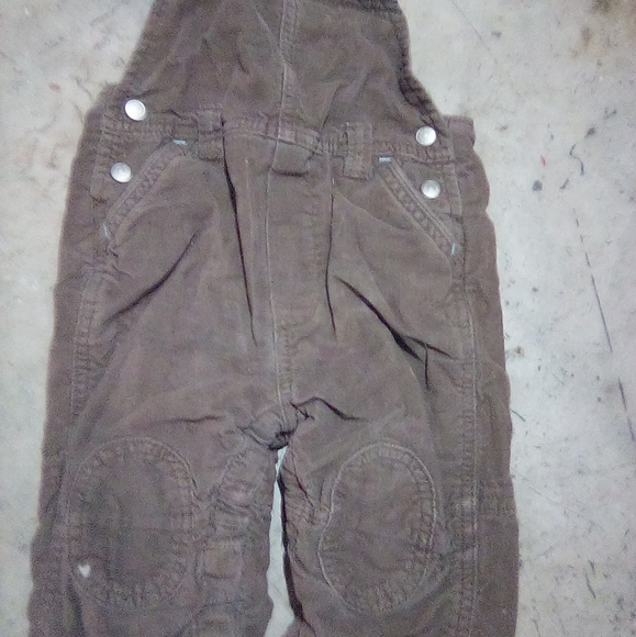 One piece - Picture 1 of 3